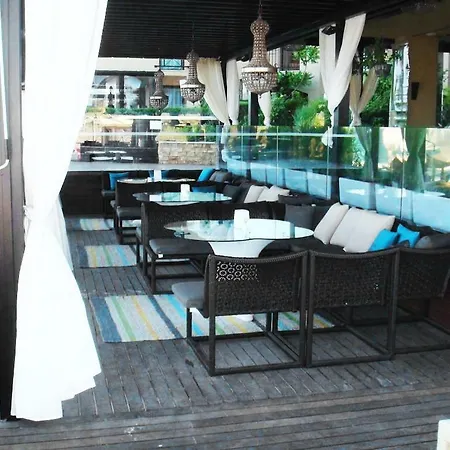 Oasis Vip Club - Boutique Studio סאני ביץ'