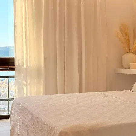 Oasis Vip Club - Boutique Studio Appartamento *