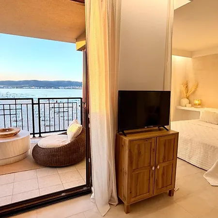 Oasis Vip Club - Boutique Studio Appartamento Sunny Beach