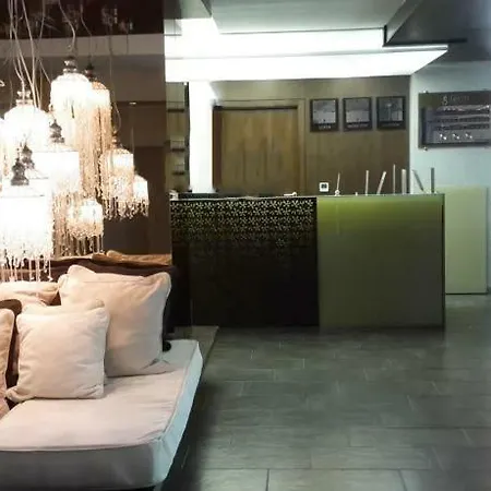 Oasis Vip Club - Boutique Studio Sluneční pobřeží